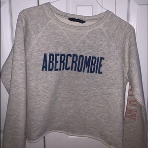 Abercrombie crewneck